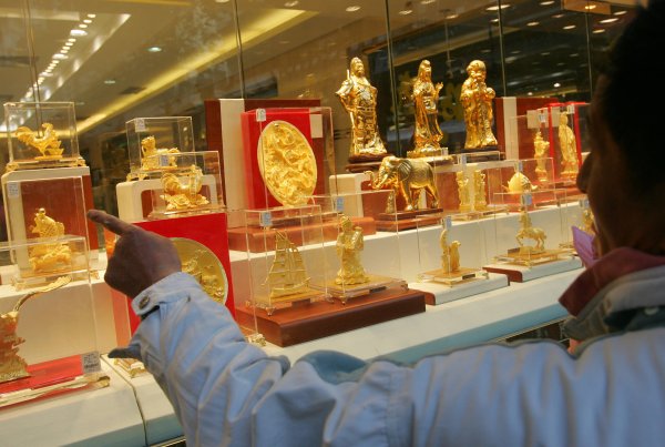 广禾配资 金价连涨创新高，部分黄金企业一季度迎来开门红