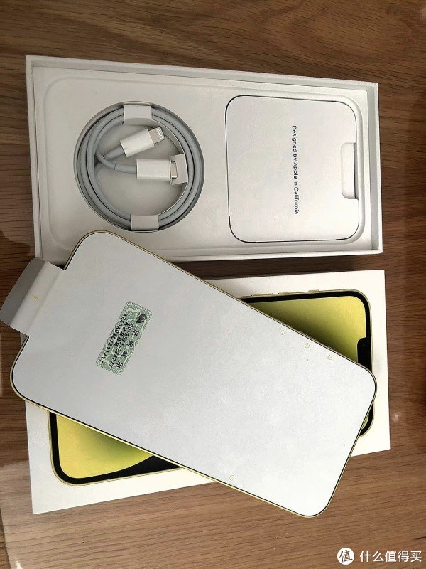 鑫月配 我的iPhone进化论，从初代到iPhone 14, 我与苹果手机的不解之缘